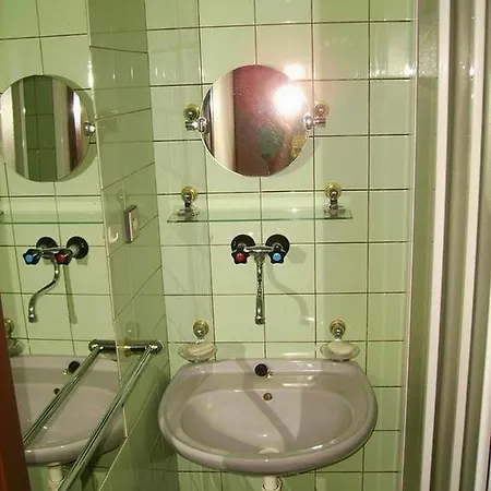 U Holubu Gasthof 3*